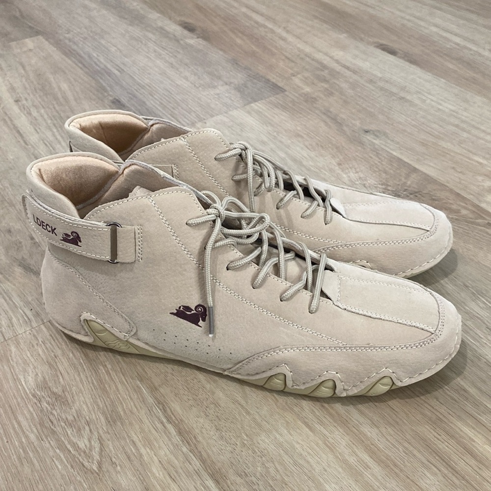 NEW Men’s Lansgeling Suede Chukka Sneakers